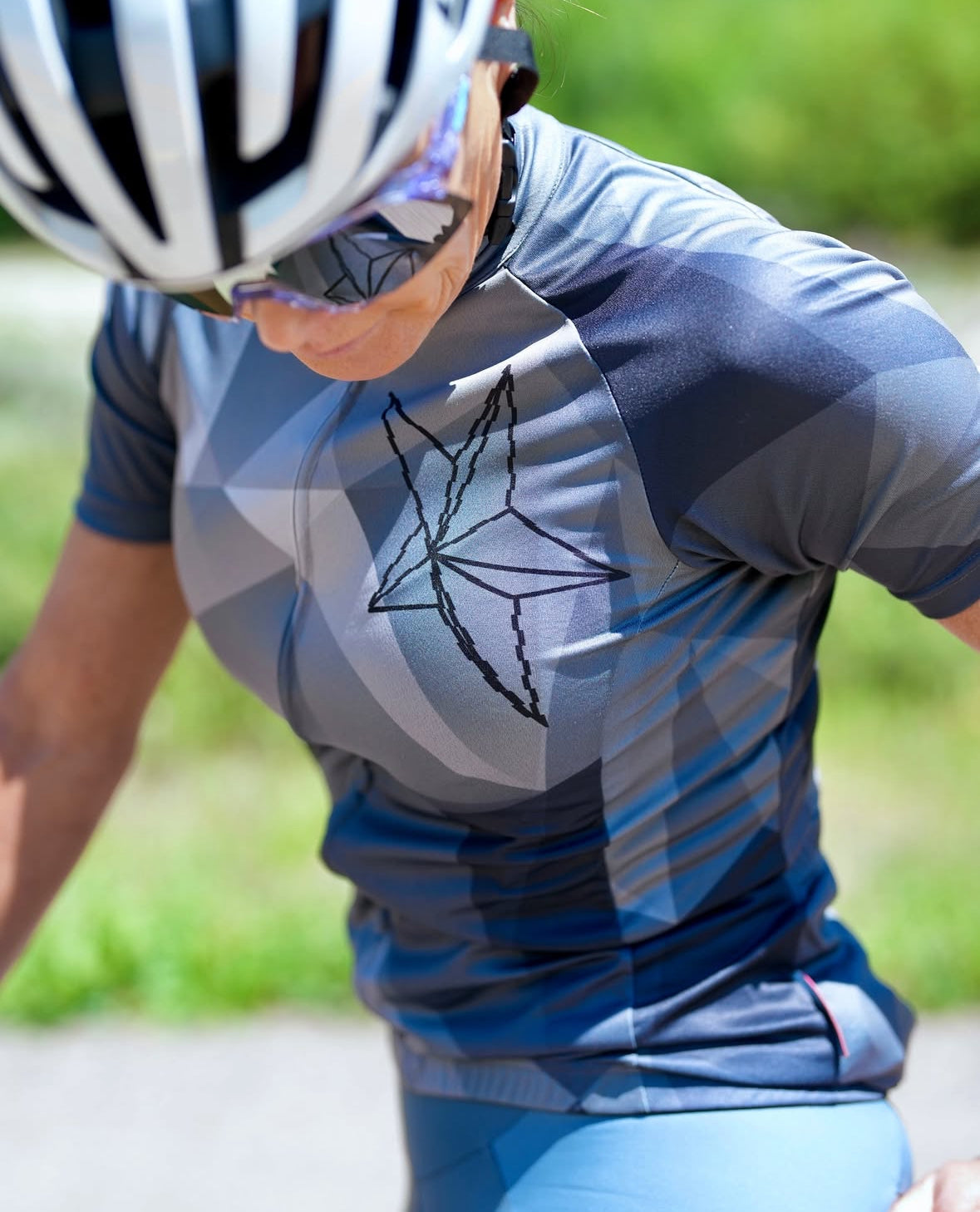 MJ's Women's Facet Jersey